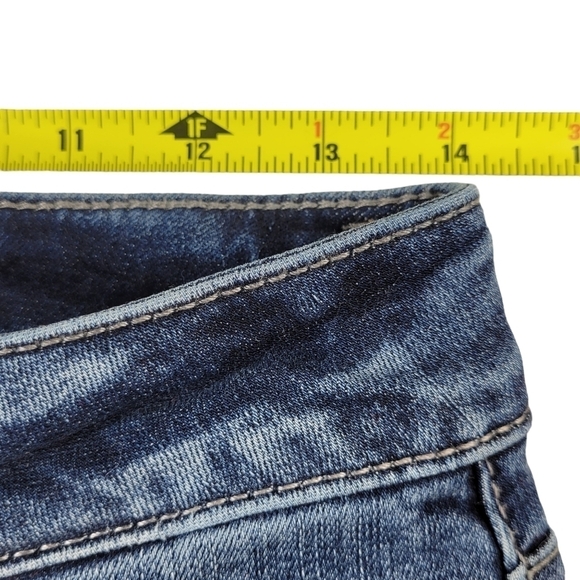 Silver Jeans Size 27 28X29 Suki Western Glove Works Distressed Raw Sharkbite Hem - Picture 8 of 12